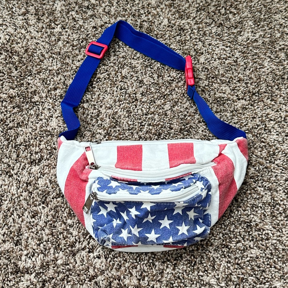 American Flag Vintage Fanny Pack